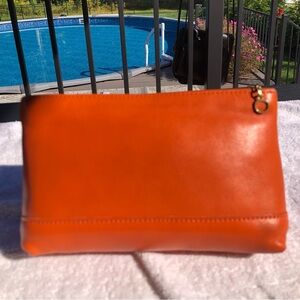Vintage Coach Tangerine Color Leather Large Cosmetic Case #7172 Great Condition
